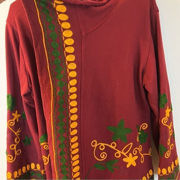 Luv 2 Luv Cardigan Women’s Size XL Red With Green Yellow Embroidery Open Front - Picture 2 of 9